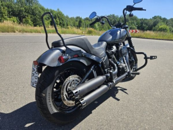 Harley-Davidson Softail FXBBS Street Bob, 2022 г.