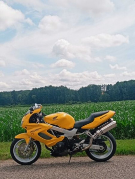 Honda VTR, 1998 г.