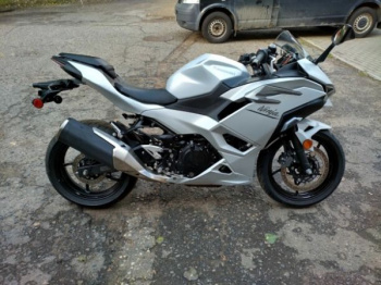 Kawasaki Ninja EX500, 2025 г.