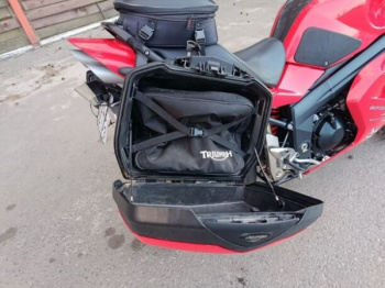Triumph Sprint St 1050 ABS, 2006 г.