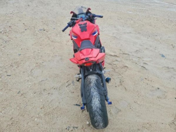 Honda CBR 650R, 2026 г.