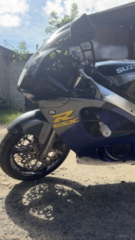 Suzuki GSX-R, 1999 г.