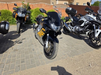 Honda CBR Ф4, 1999 г.