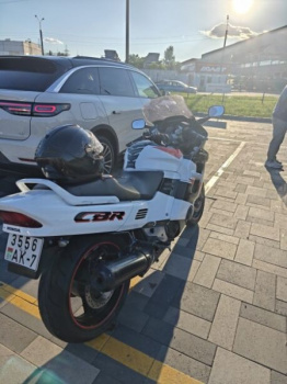Honda CBR 1000F, 1996 г.