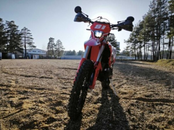 Regulmoto Holeshot Red Edition (4 valves), 2025 г.