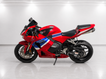 Honda CBR 600 RR, 2023 г.