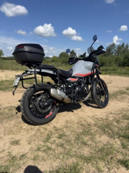 Royal Enfield Himalayan, 2025 г.